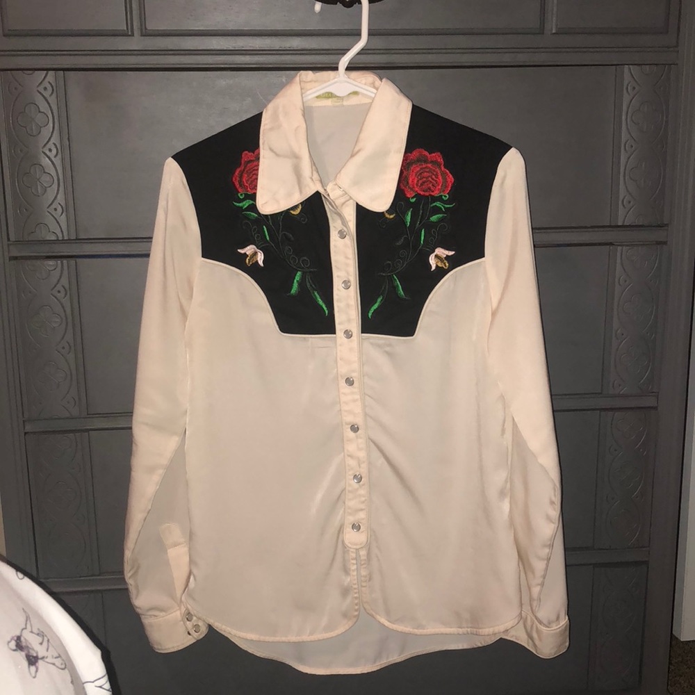 Gianni Bini Western Floral Button Down